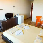 Golden House Апартаменты *