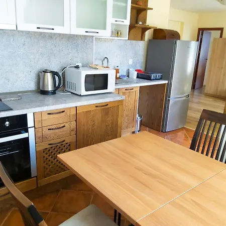 Lejlighed Golden House *