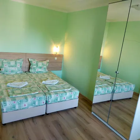 Lejlighed Golden House *