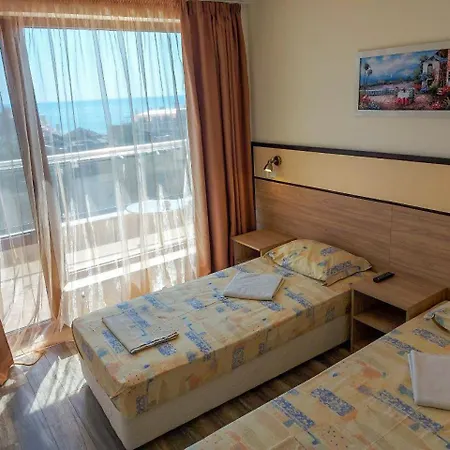 Golden House * Golden Sands