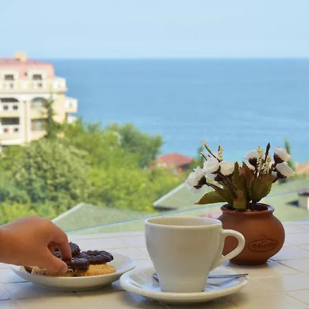 Golden House Lejlighed