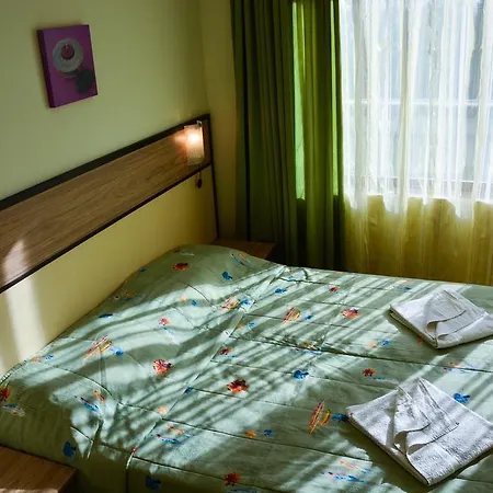 Διαμέρισμα Golden House Golden Sands