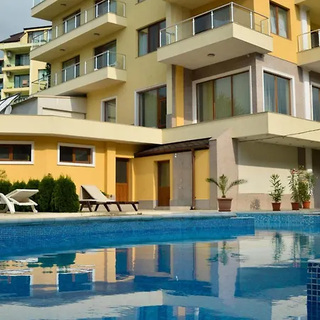 Διαμέρισμα Golden House
